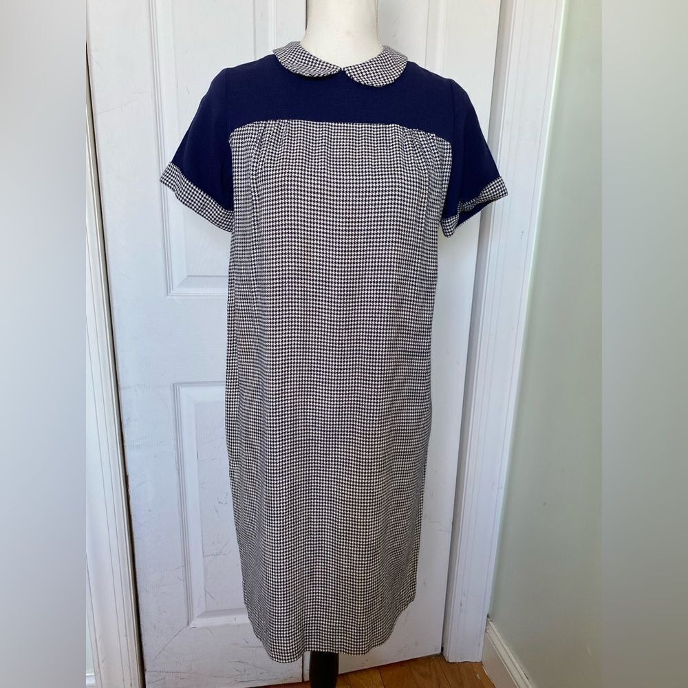 1960s Vintage Toni Lynn Houndstooth Baby Doll Dress
